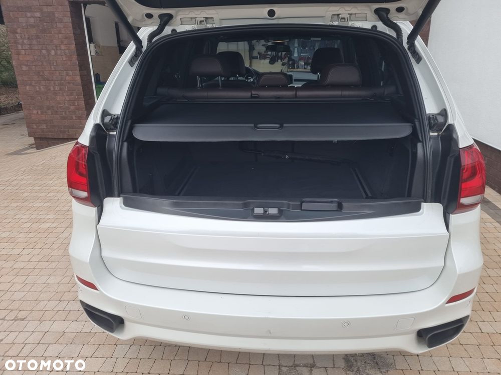 BMW X5 M M50d Sport-Aut - 5