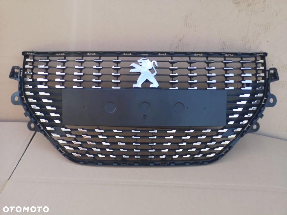 GRILL ATRAPA PEUGEOT 208 II Nowy Model od 2020 r - 1