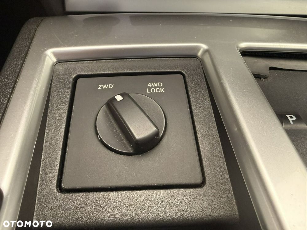 Dodge Nitro 2.8 CRD DPF Automatik SXT - 25