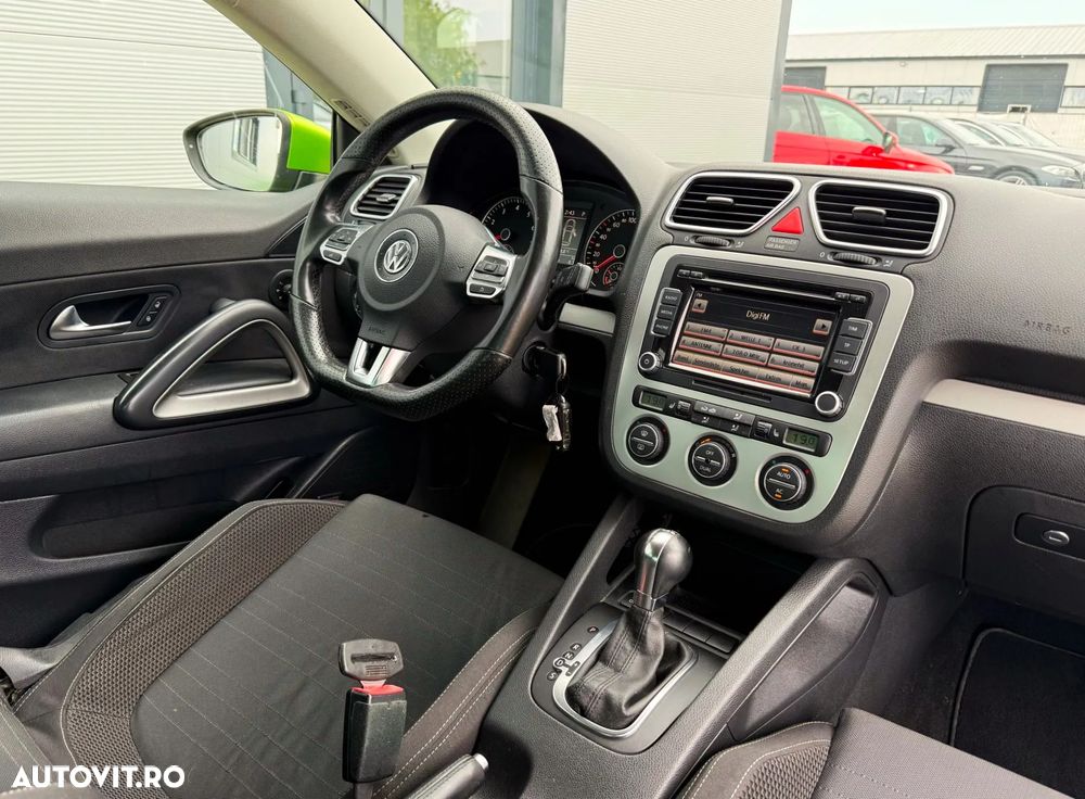 Volkswagen Scirocco 1.4 TSI DSG Life - 18