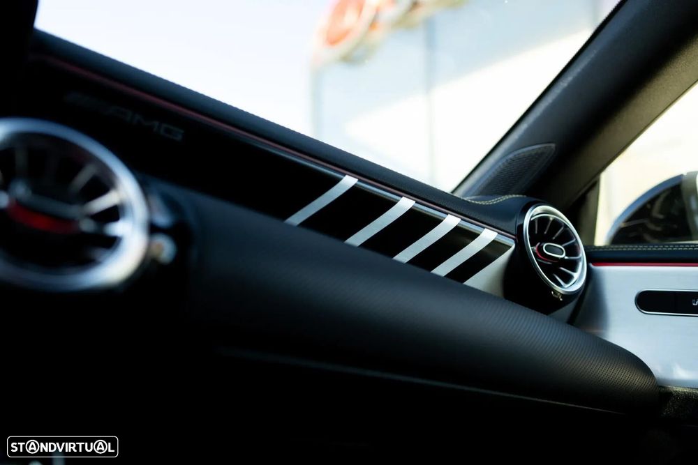 Mercedes-Benz CLA 45 AMG S Shooting Brake 4Matic+ - 28