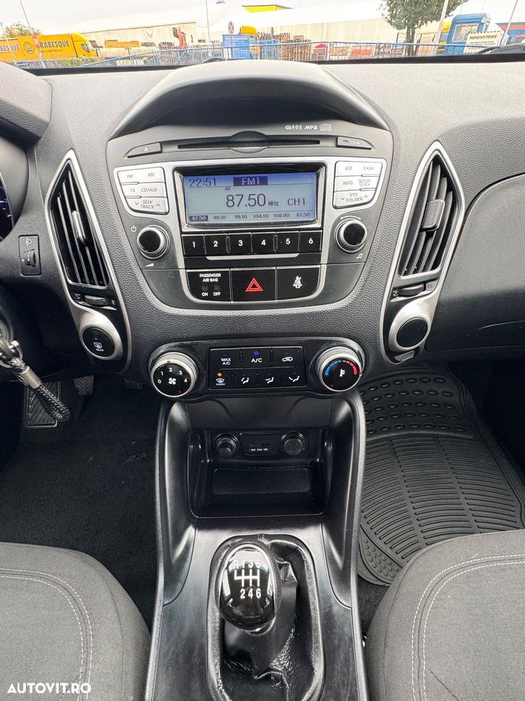 Hyundai ix35 - 10