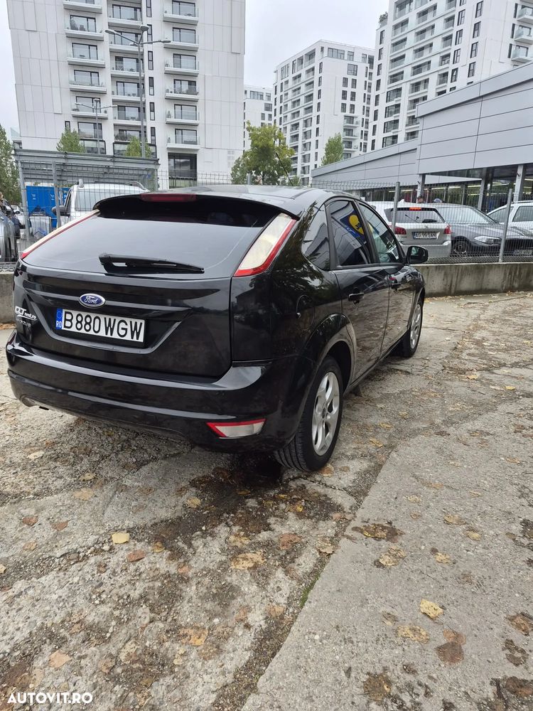 Ford Focus - 7