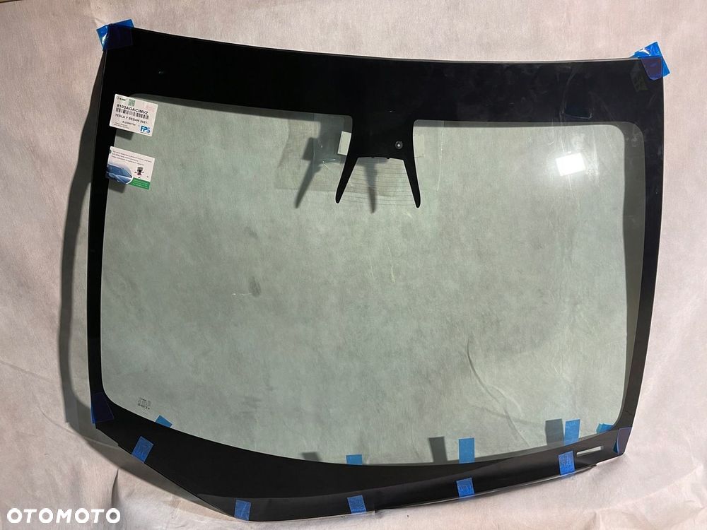 SZYBA PRZEDNIA CZOŁOWA TESLA Y SEDAN SENSOR KAMERA ACOUSTIC 2021- - 1