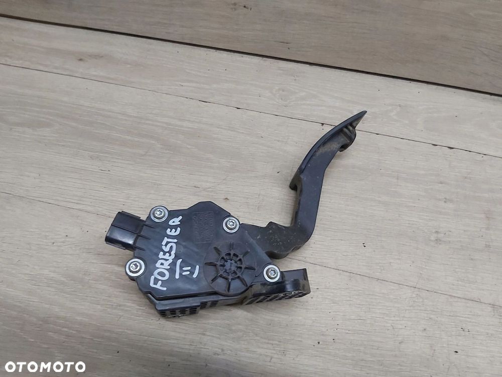 Subaru Forester II SG Impreza 2,0 pedął gazu potencjometr 36010SA060 - 1