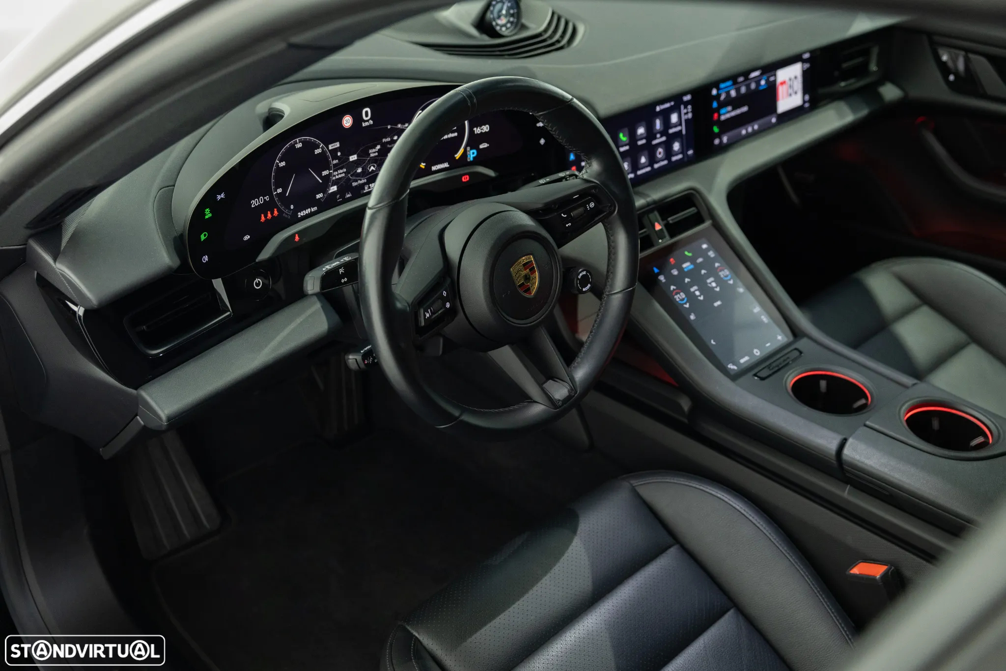 Porsche Taycan Cross Turismo 4 - 11