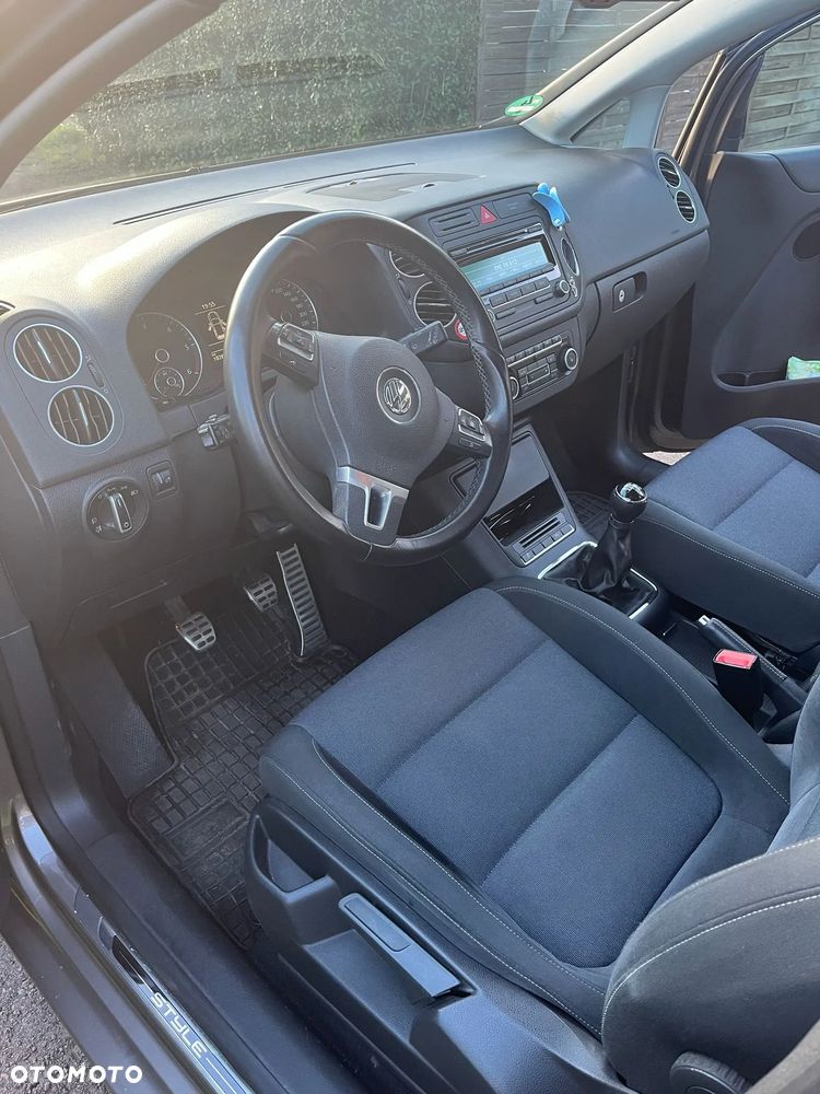Volkswagen Golf Plus - 5