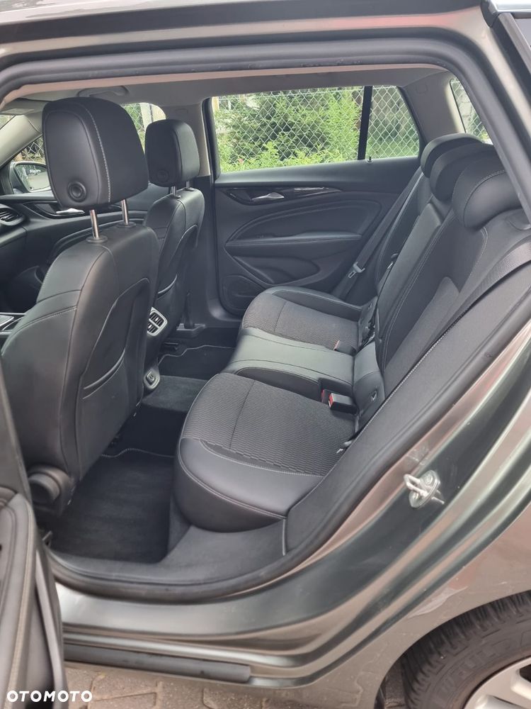 Opel Insignia 1.5 T GPF Elite S&S - 10