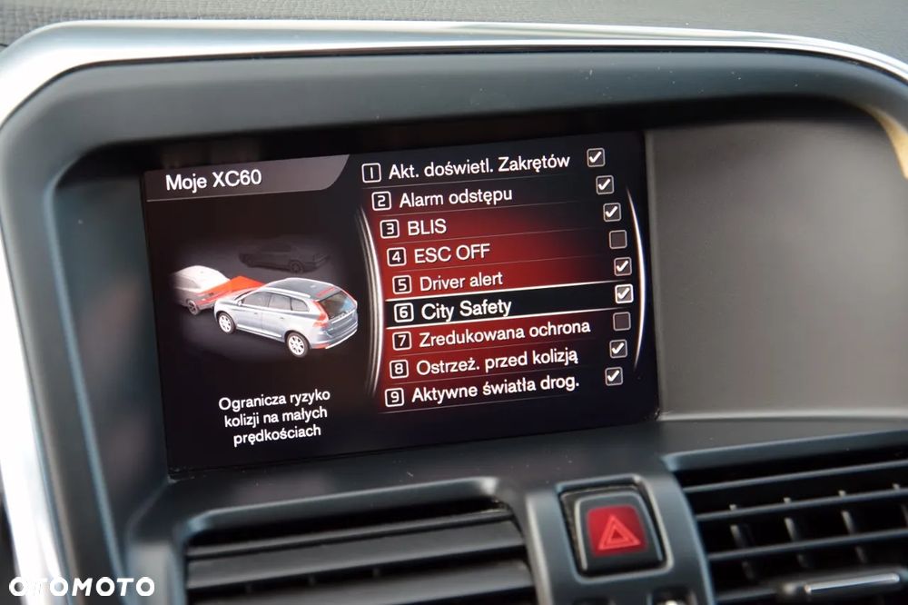 Volvo XC 60 D4 Geartronic Summum - 36