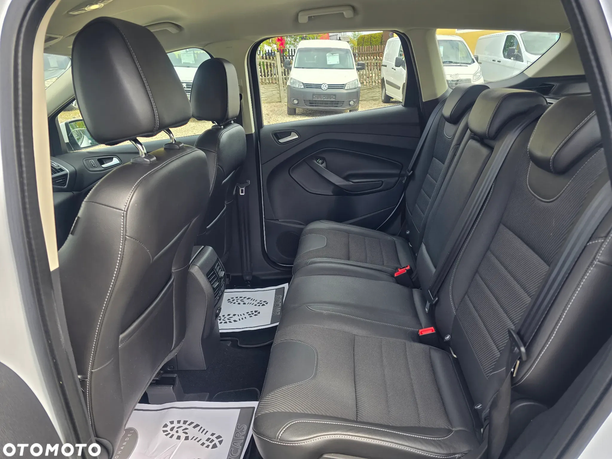 Ford Kuga 1.6 EcoBoost 2x4 Titanium - 7