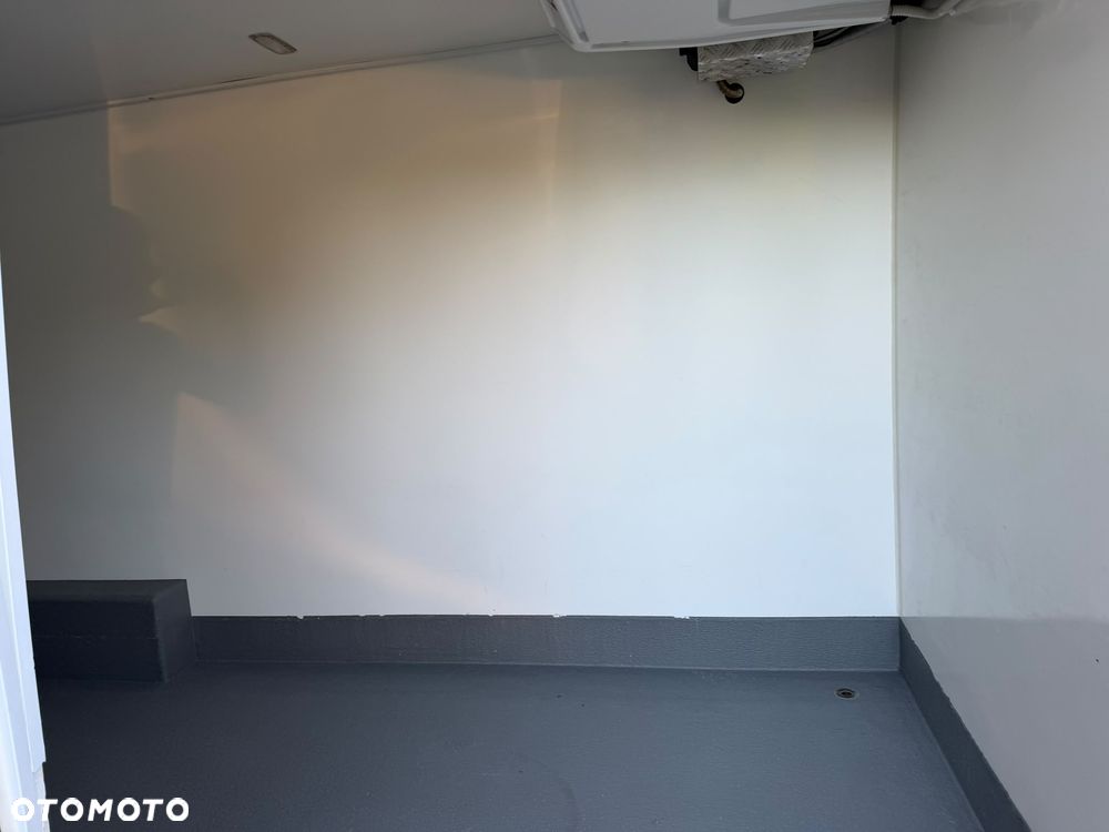 Mercedes-Benz Sprinter 315 Long PIĘKNY Webasto L3H2 Automat Chłodzenie i Ogrzewanie -20 / +20 stopni Pierwszy właściciel - 15