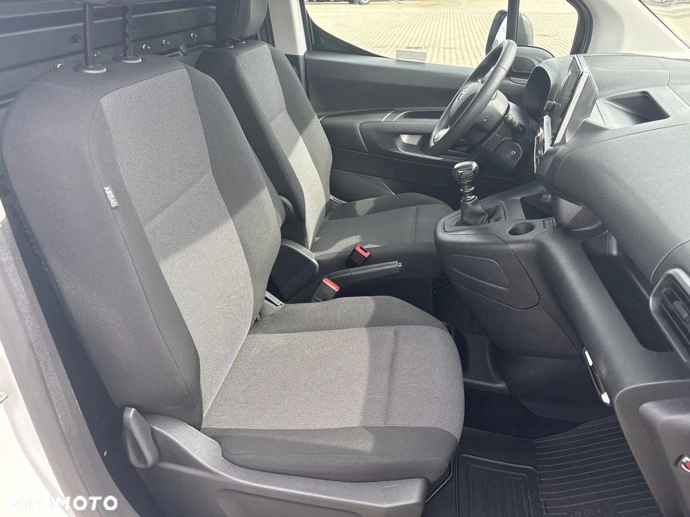 Toyota 1.5 D-4D STANDARD 2,0T ACTIVE - 16