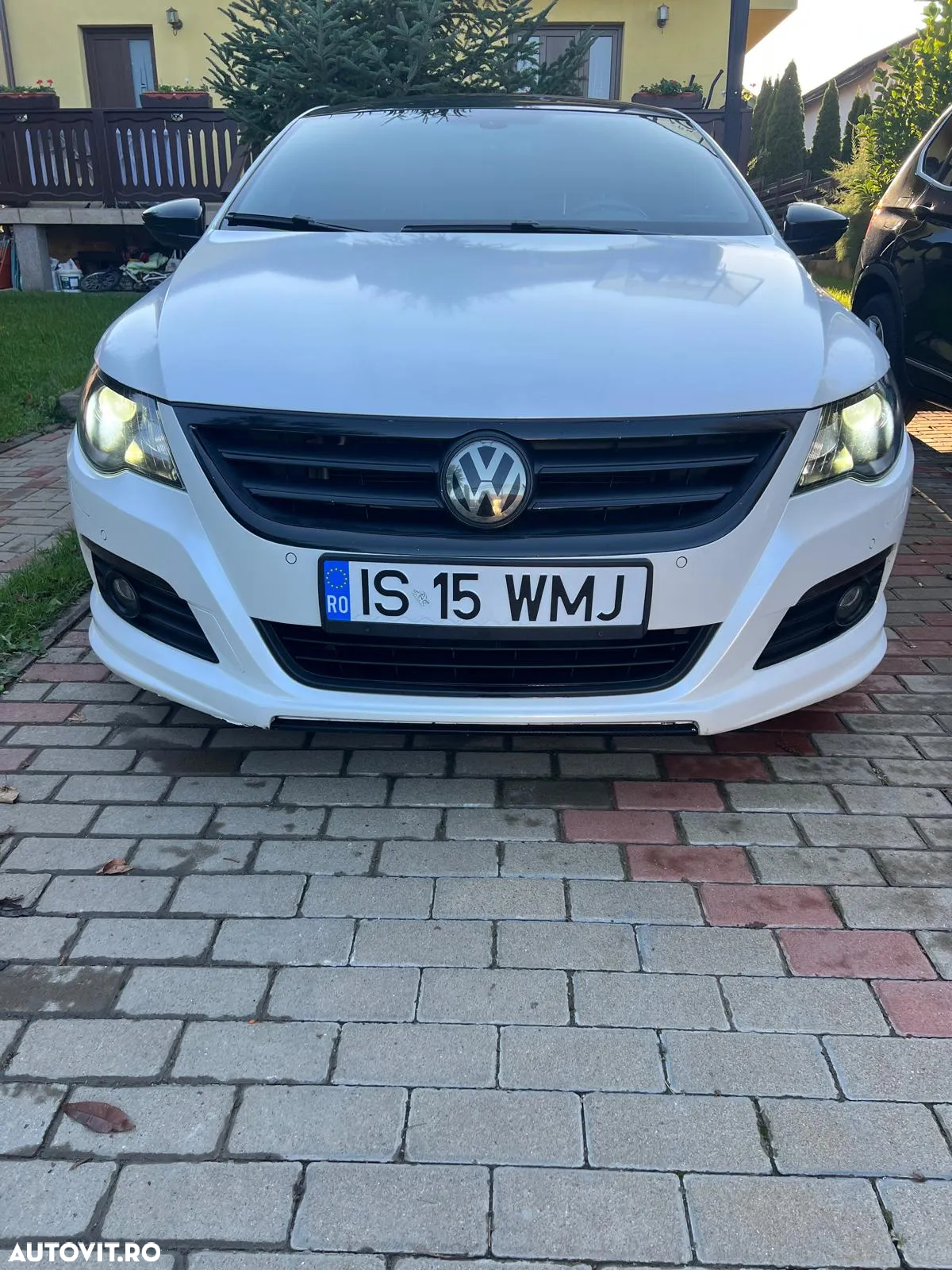 Volkswagen Passat - 34