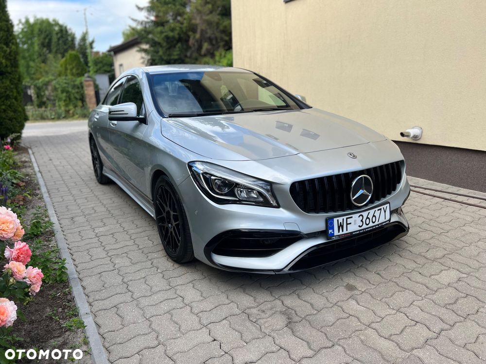 Mercedes-Benz CLA 250 4-Matic AMG Line - 1