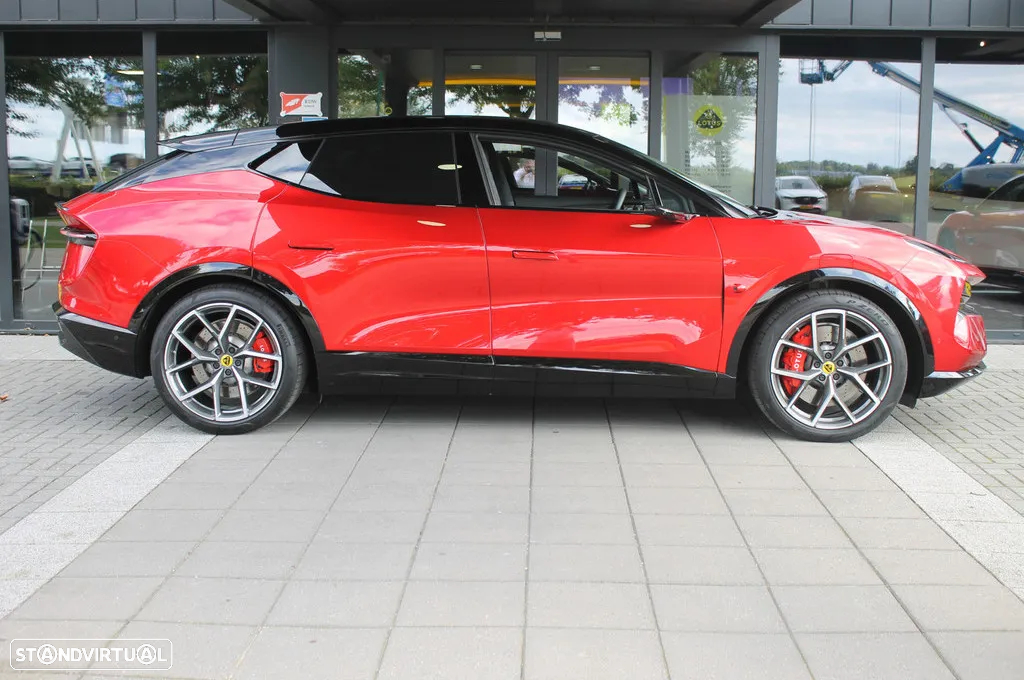 Lotus Eletre - 4