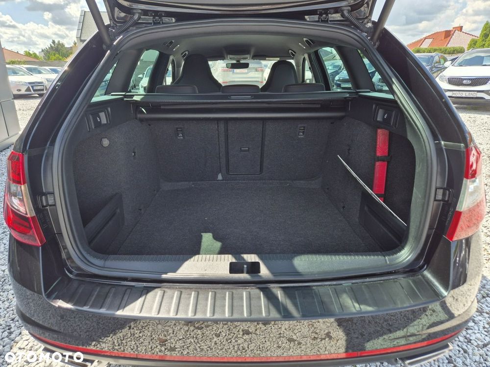 Skoda Octavia 2.0 TDI 4x4 DSG RS - 11