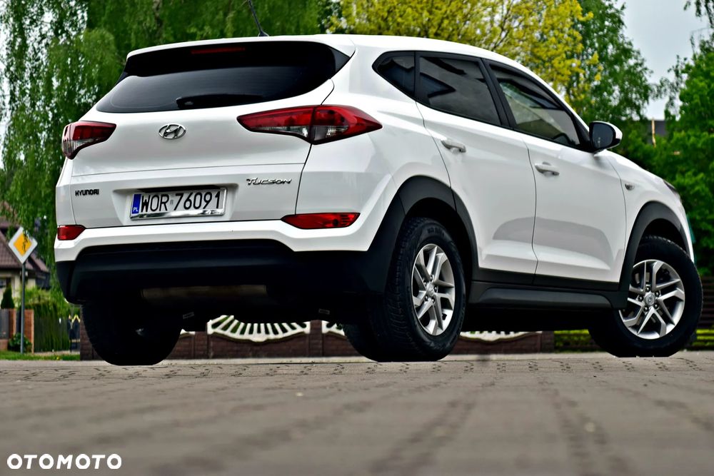 Hyundai Tucson blue 1.7 CRDi 2WD Trend - 25