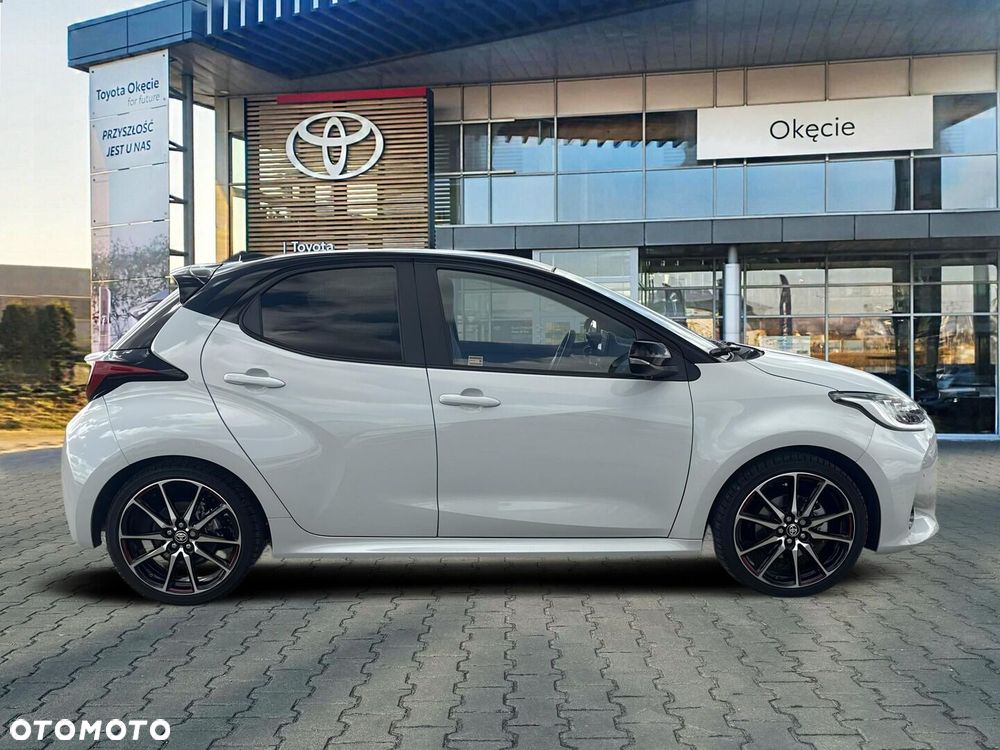 Toyota Yaris Hybrid 1.5 GR Sport - 7