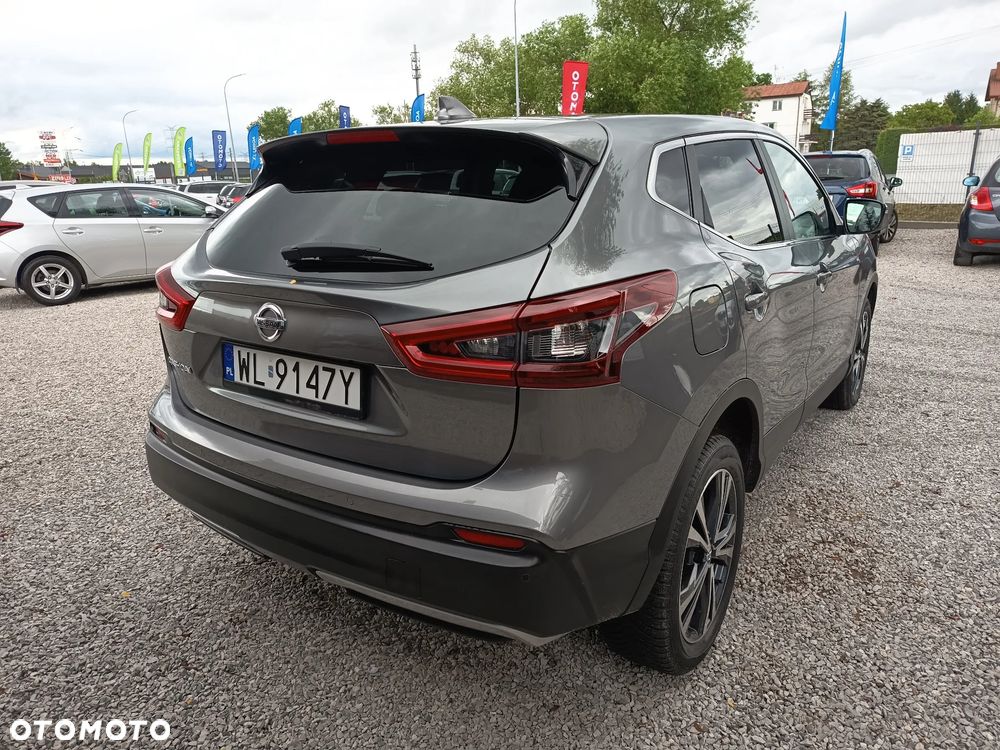 Nissan Qashqai 1.3 DIG-T DCT SHIRO - 17
