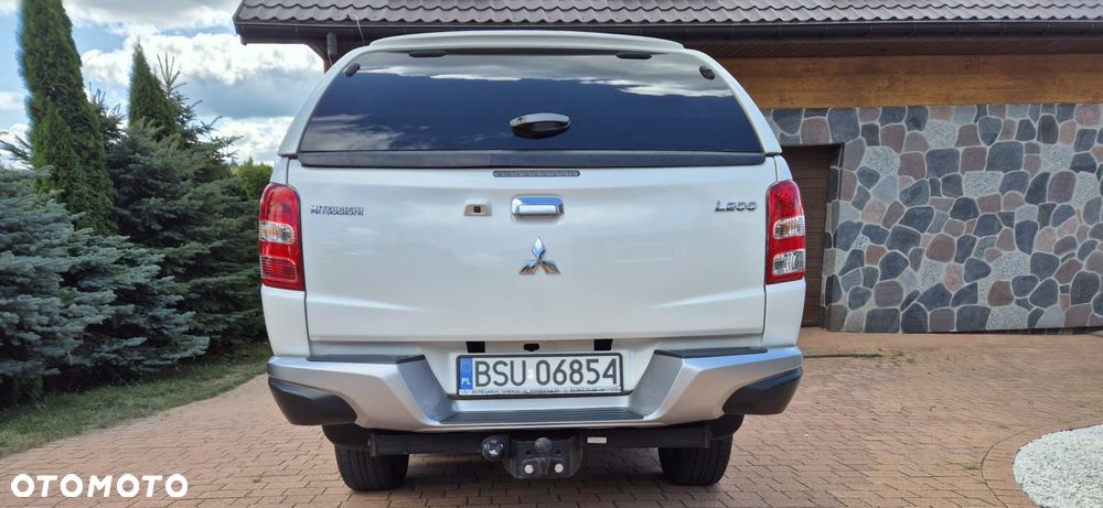 Mitsubishi L200 2.4 d DC Instyle - 6