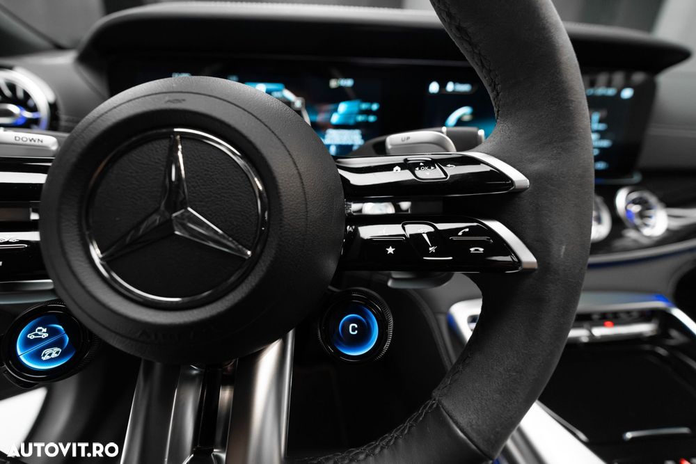 Mercedes-Benz AMG GT 4-door Coupe - 17