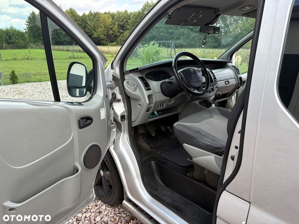 Renault TRAFIC - 14
