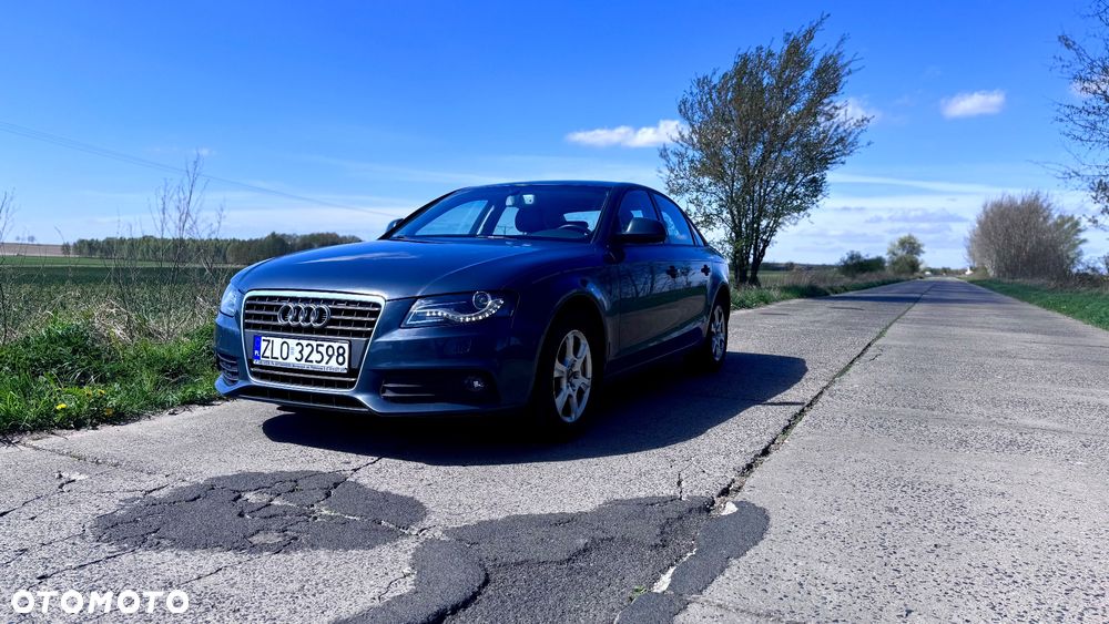 Audi A4 Limousine - 19