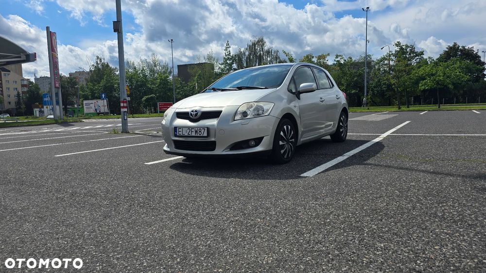 Toyota Auris 1.6 VVT-i Luna MM - 2