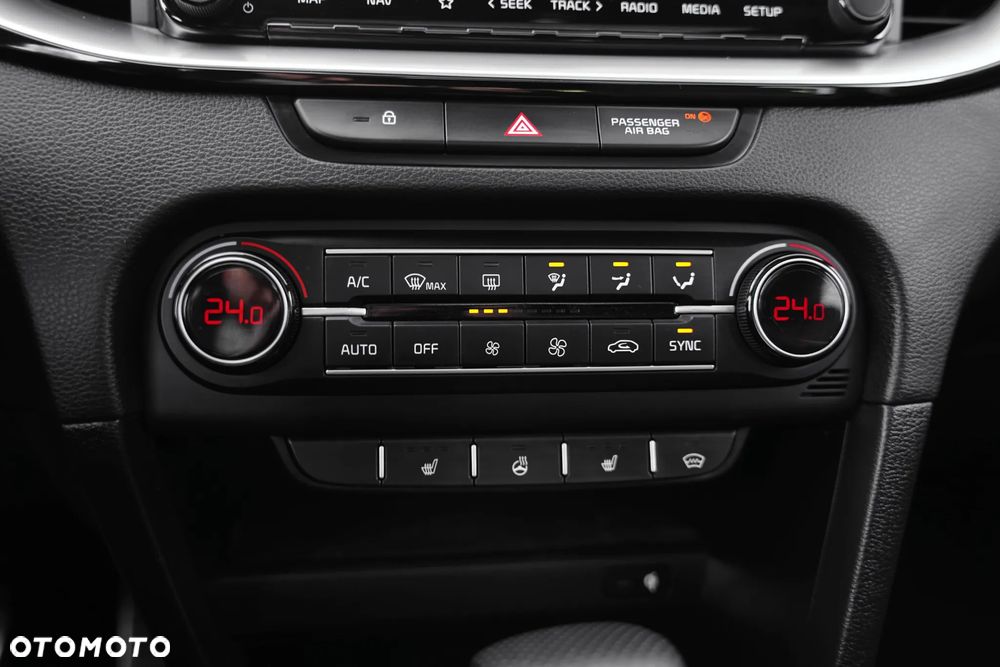 Kia ProCeed 1.6 T-GDI GT DCT - 29