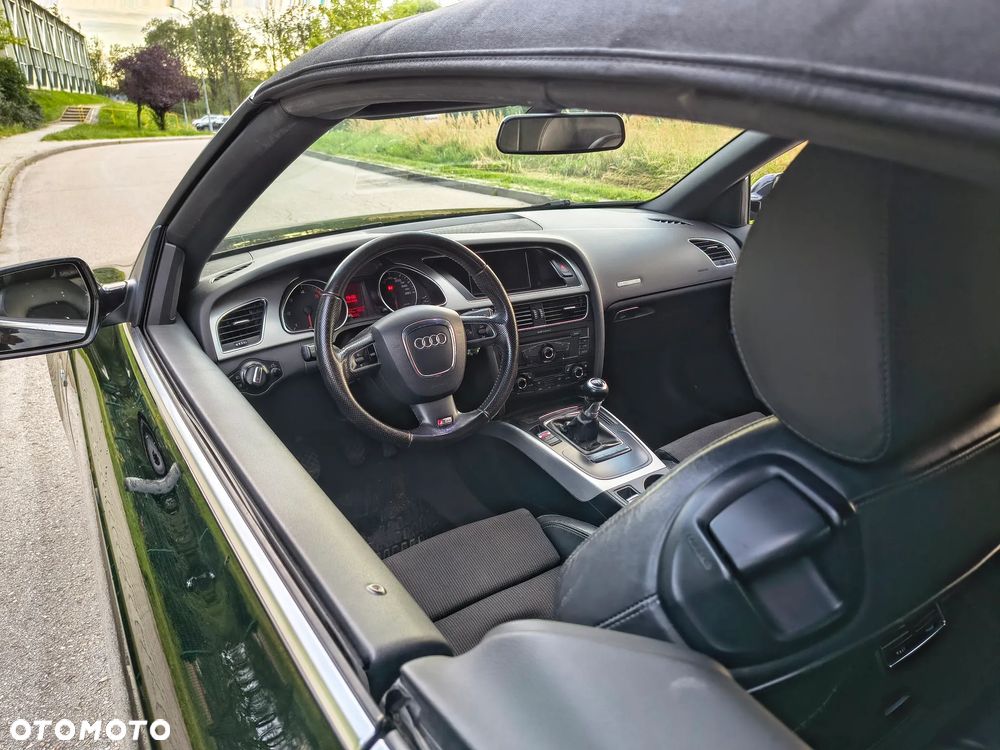 Audi A5 Cabrio - 16