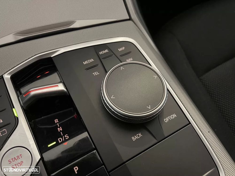 BMW 320 e Auto - 38