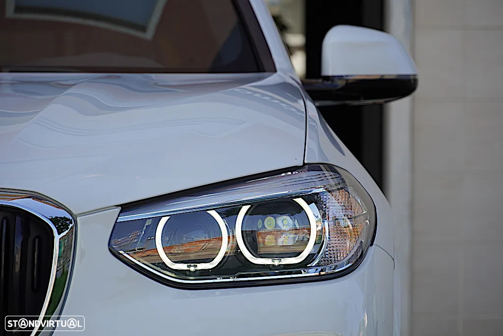 BMW X3 20 d xDrive Pack M - 9