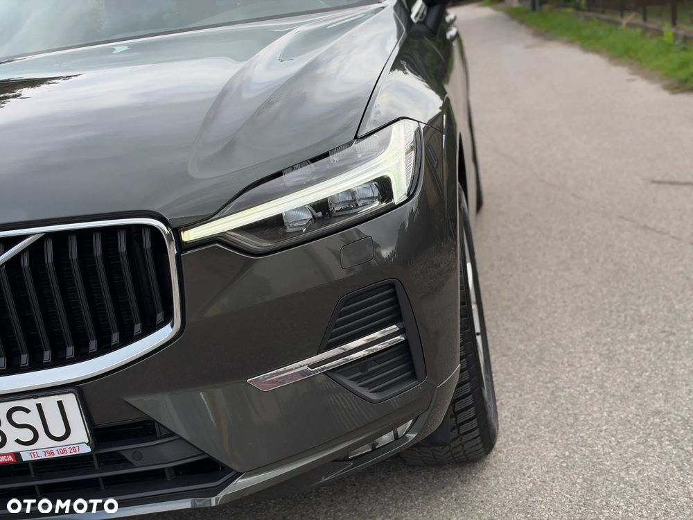 Volvo XC 60 B4 B Momentum Pro - 37