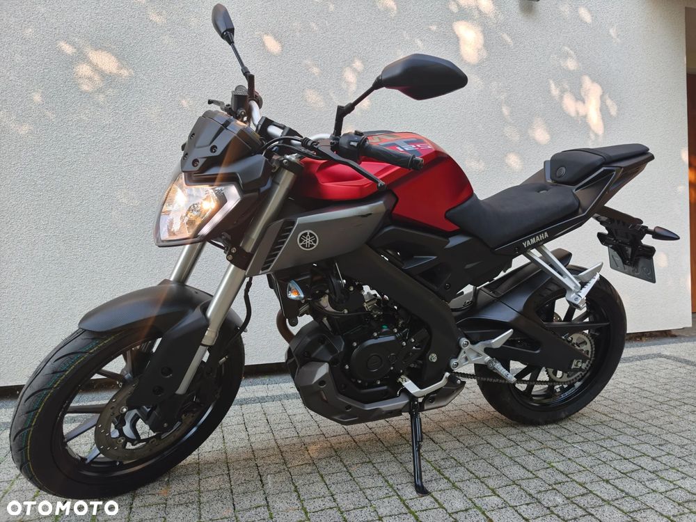 Yamaha MT - 16