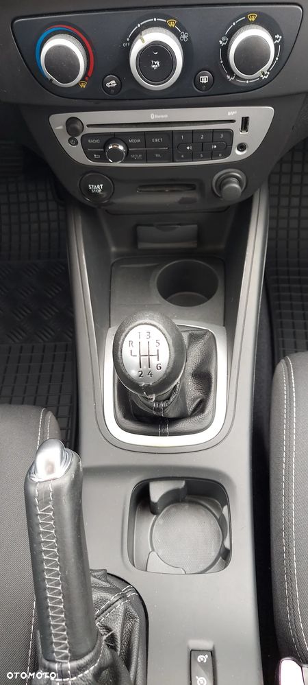 Renault Megane 1.6 16V Dynamique Euro5 - 29