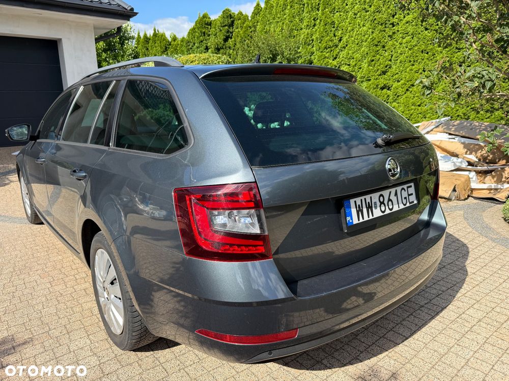 Skoda Octavia 2.0 TDI Premium Edition - 6