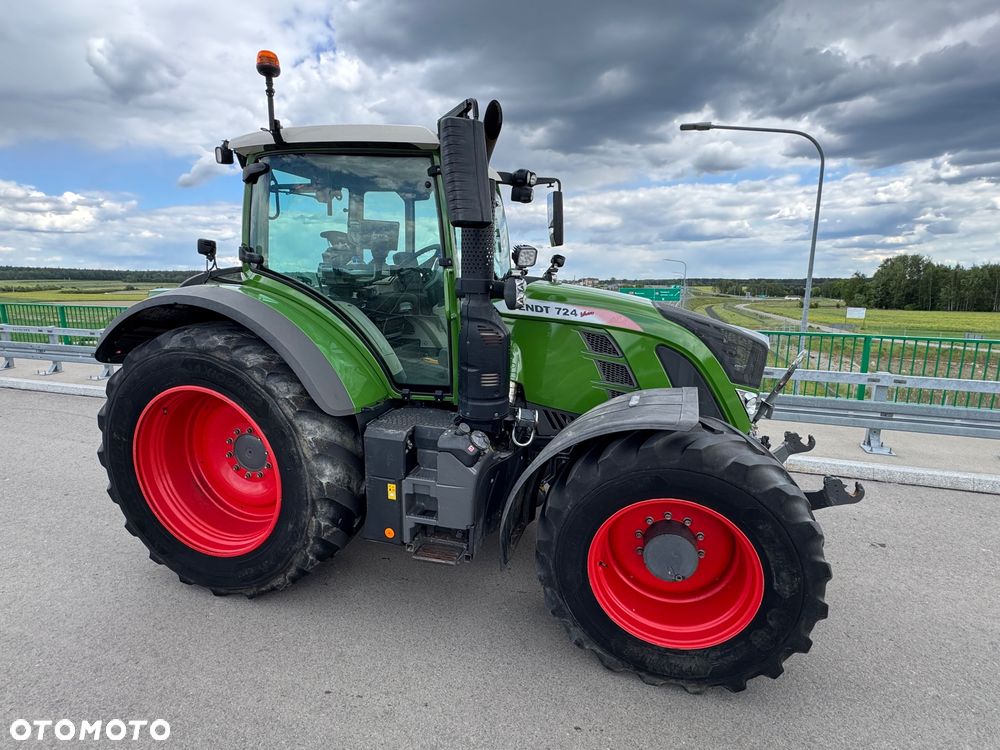 Fendt 724 PROFI + GPS Trimble RTK Super Stan Traktor 4x4 - 28