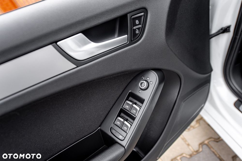 Audi A4 Avant 2.0 TFSI quattro S tronic S line Sportpaket - 20