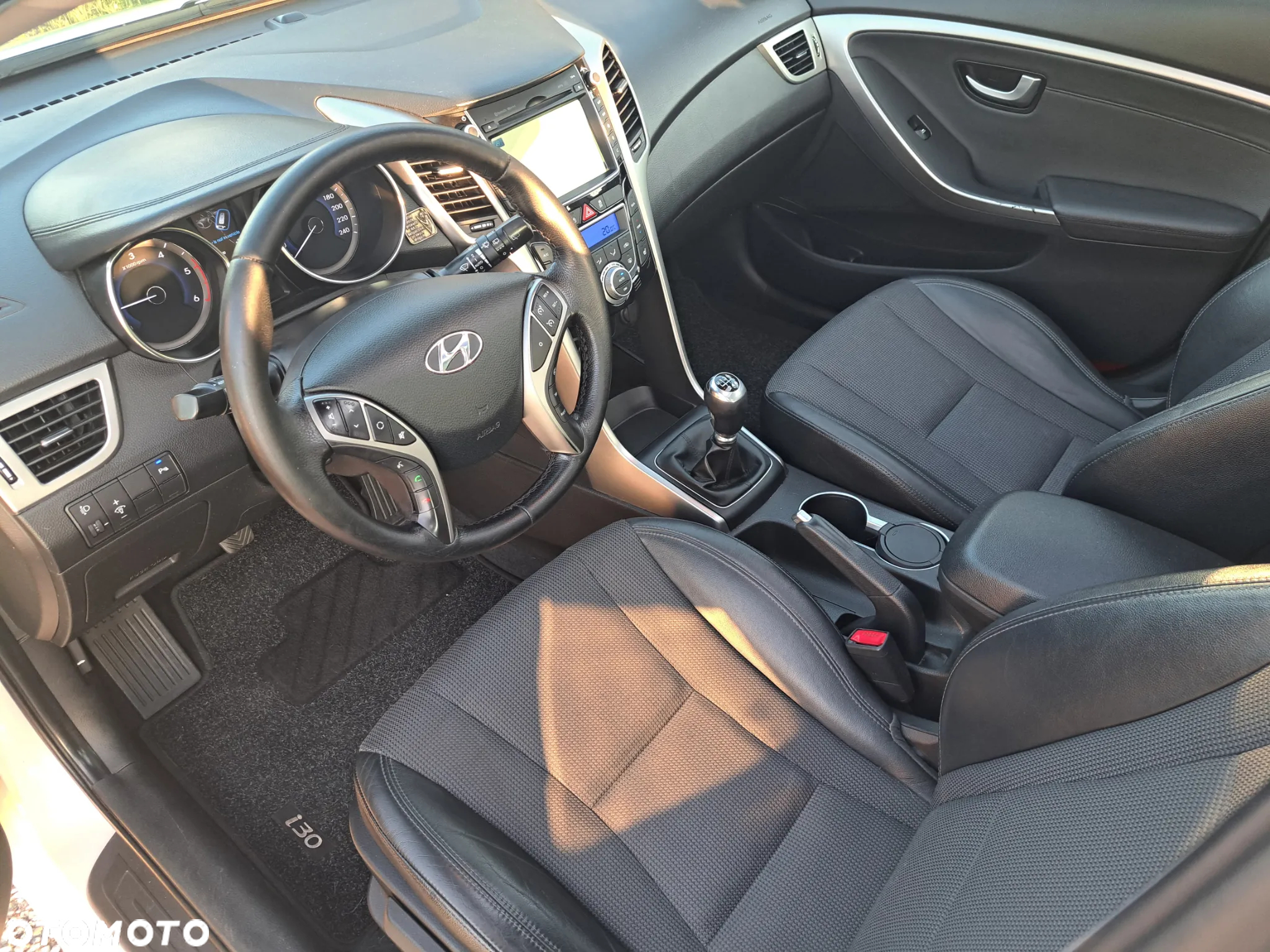 Hyundai i30 1.6 CRDi Premium - 18
