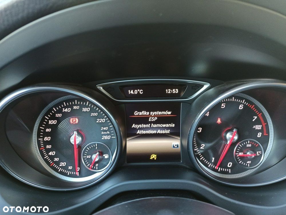 Mercedes-Benz GLA - 19