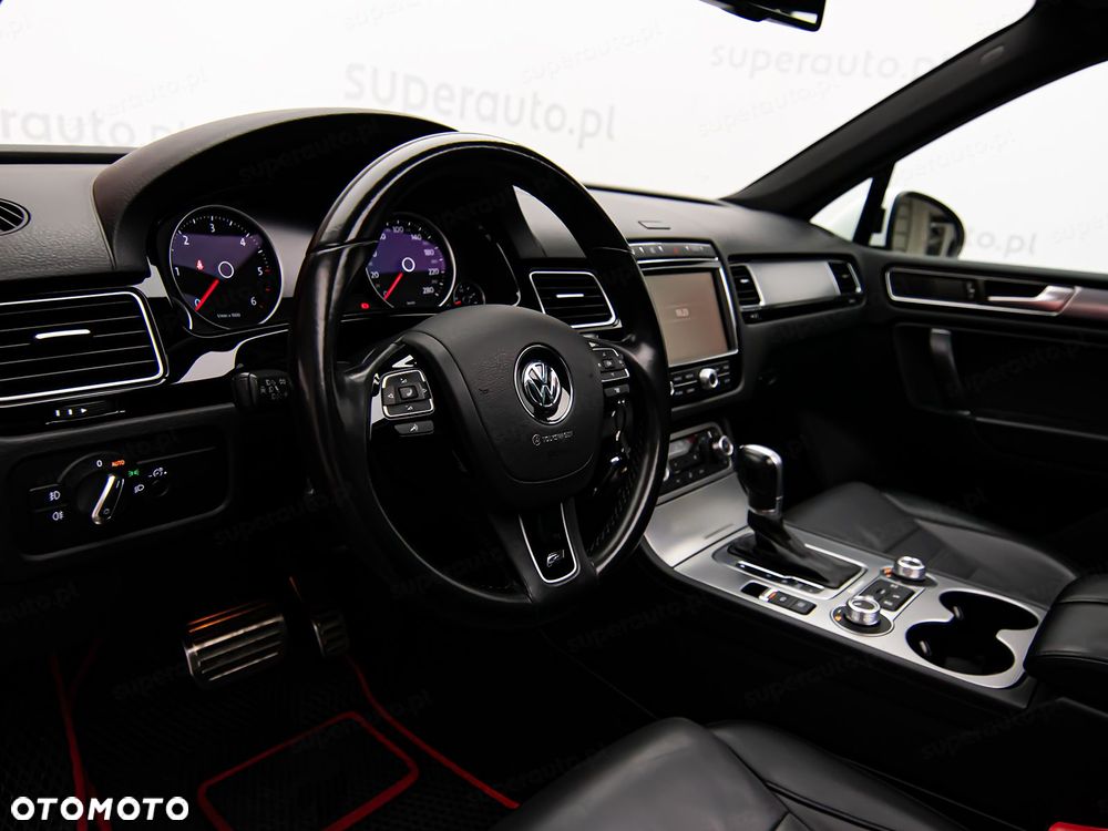Volkswagen Touareg 3.0 V6 TDI BMT - 12