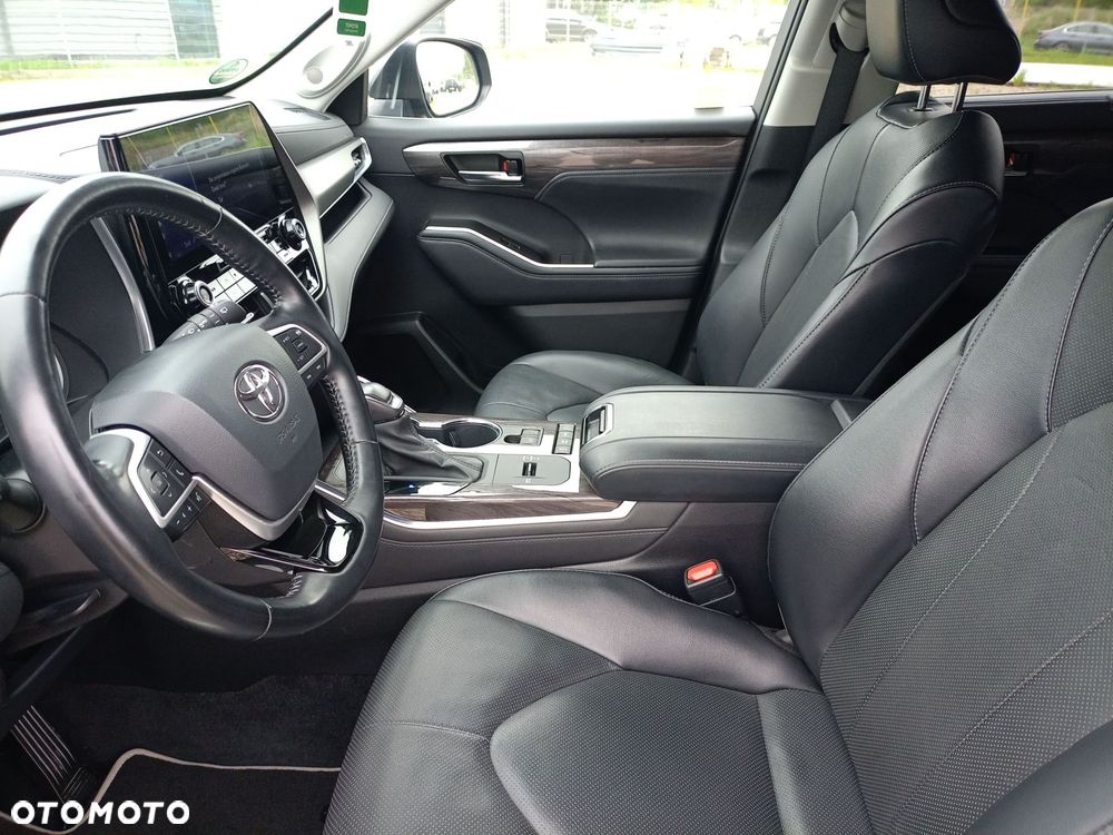 Toyota Highlander - 13