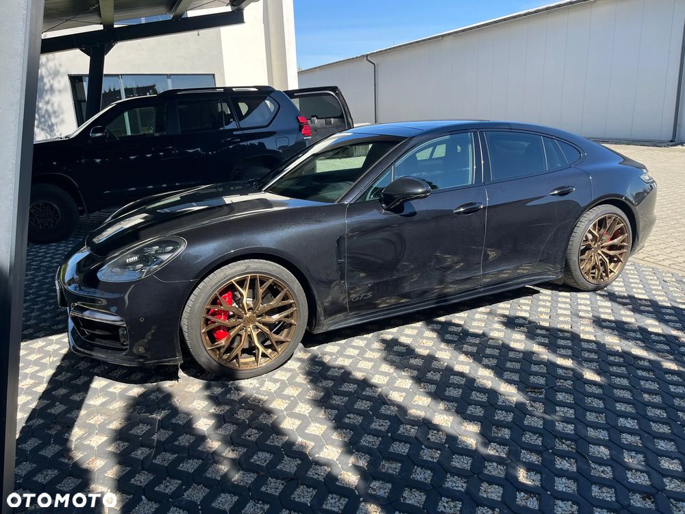 Porsche Panamera GTS - 5