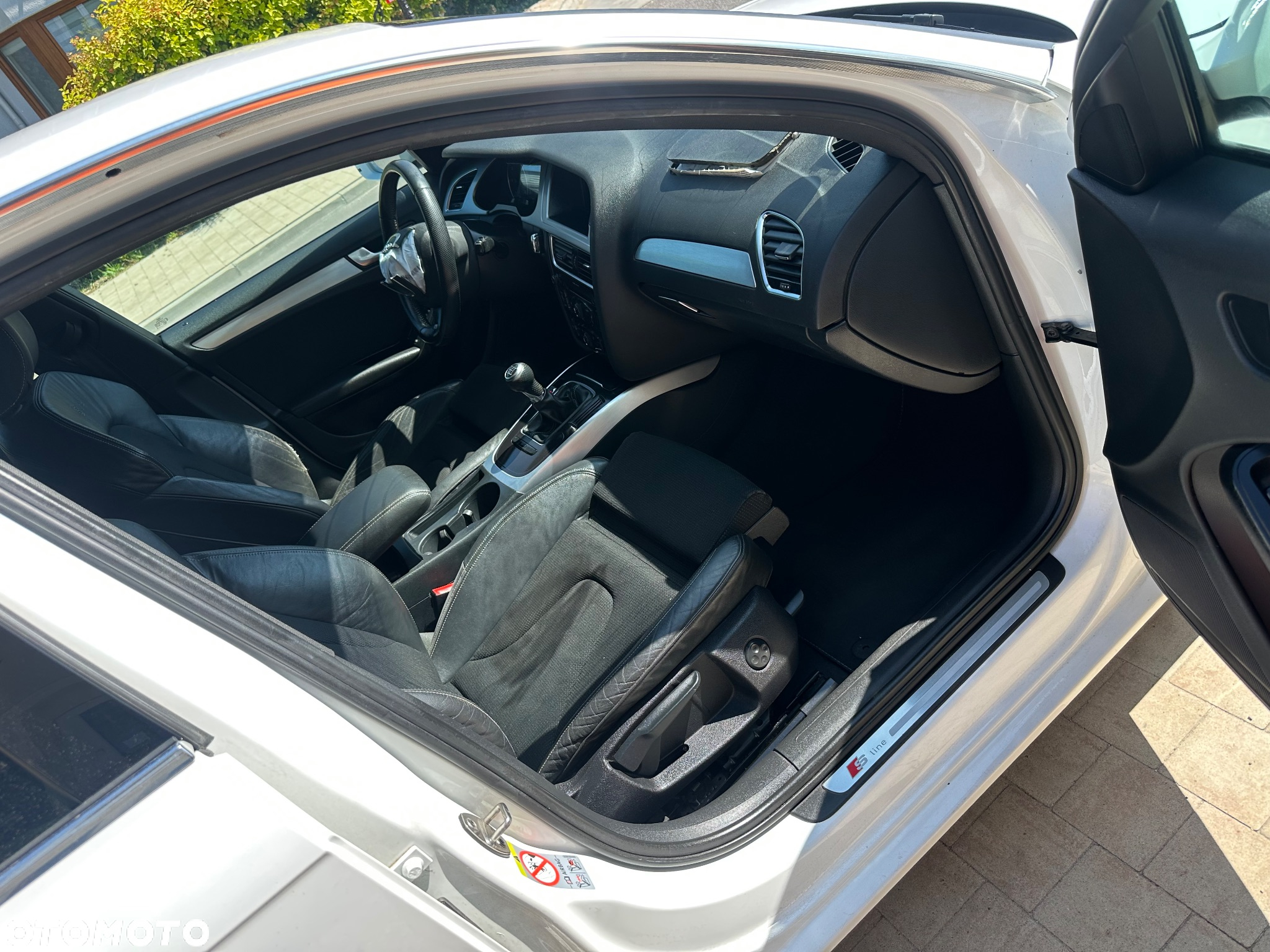 Audi A4 2.0 TDI DPF S line Sportpaket - 9