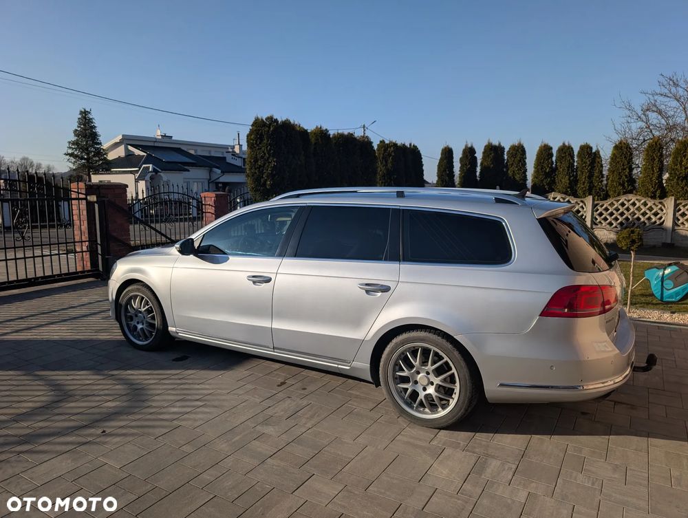 Volkswagen Passat 2.0 TDI Highline DSG - 14
