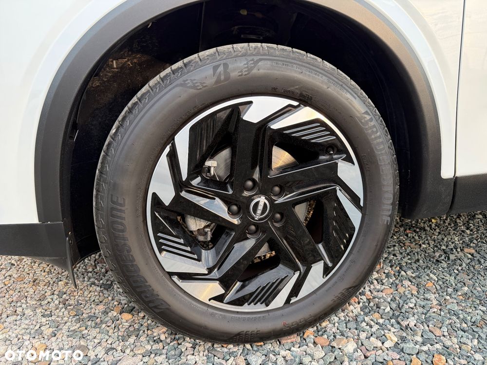 Nissan Qashqai 1.3 DIG-T MHEV Xtronic N-Connecta - 38