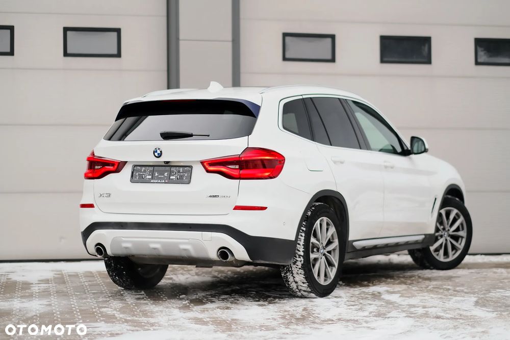 BMW X3 xDrive30i xLine - 10