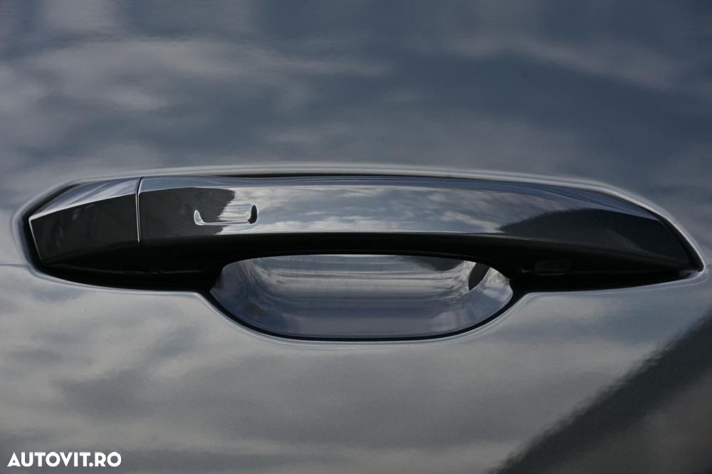 Audi e-tron 55 quattro - 13