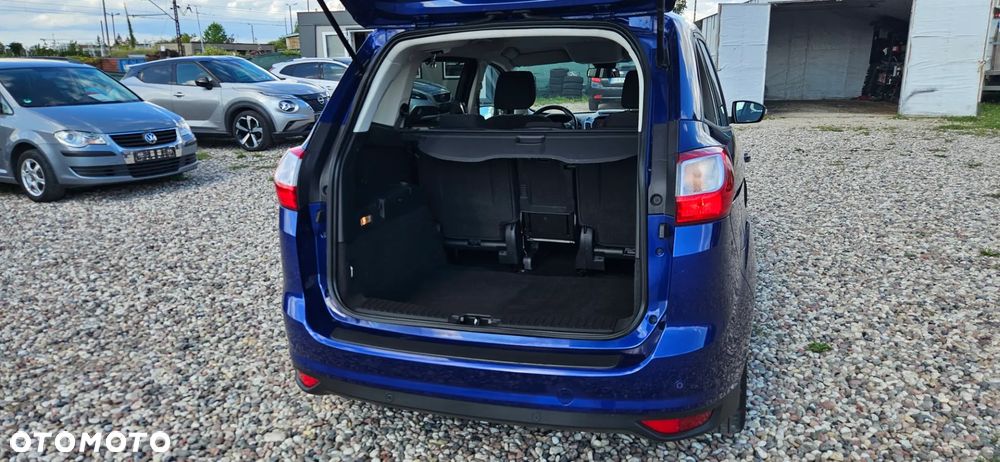 Ford Grand C-MAX - 14
