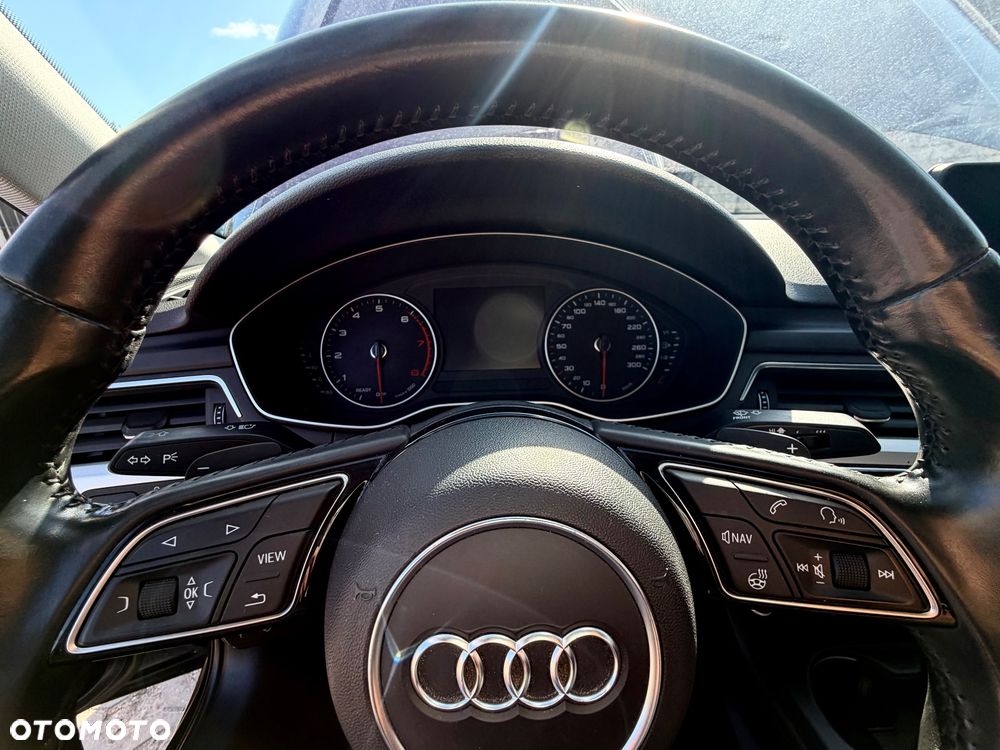 Audi A4 Limousine - 19